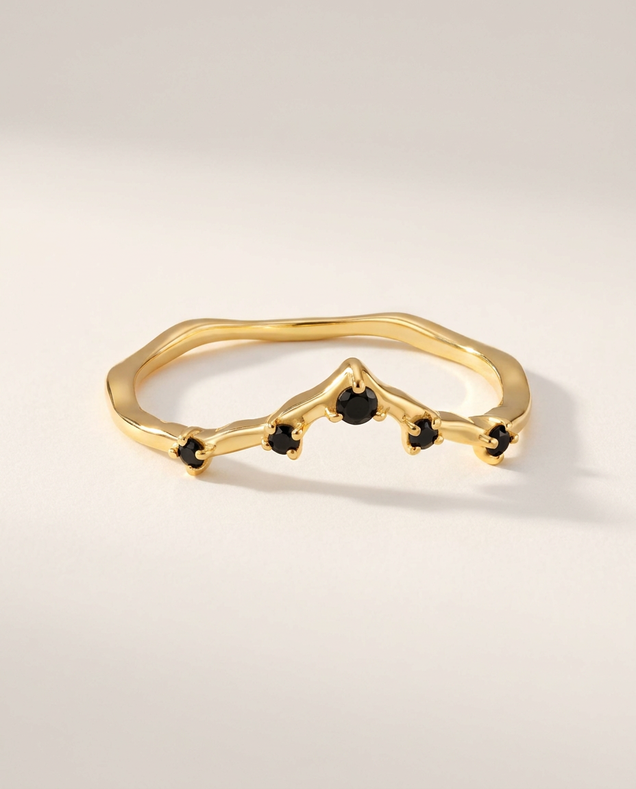 Couronne Ring · Black Spinel · 18k Gold Vermeil