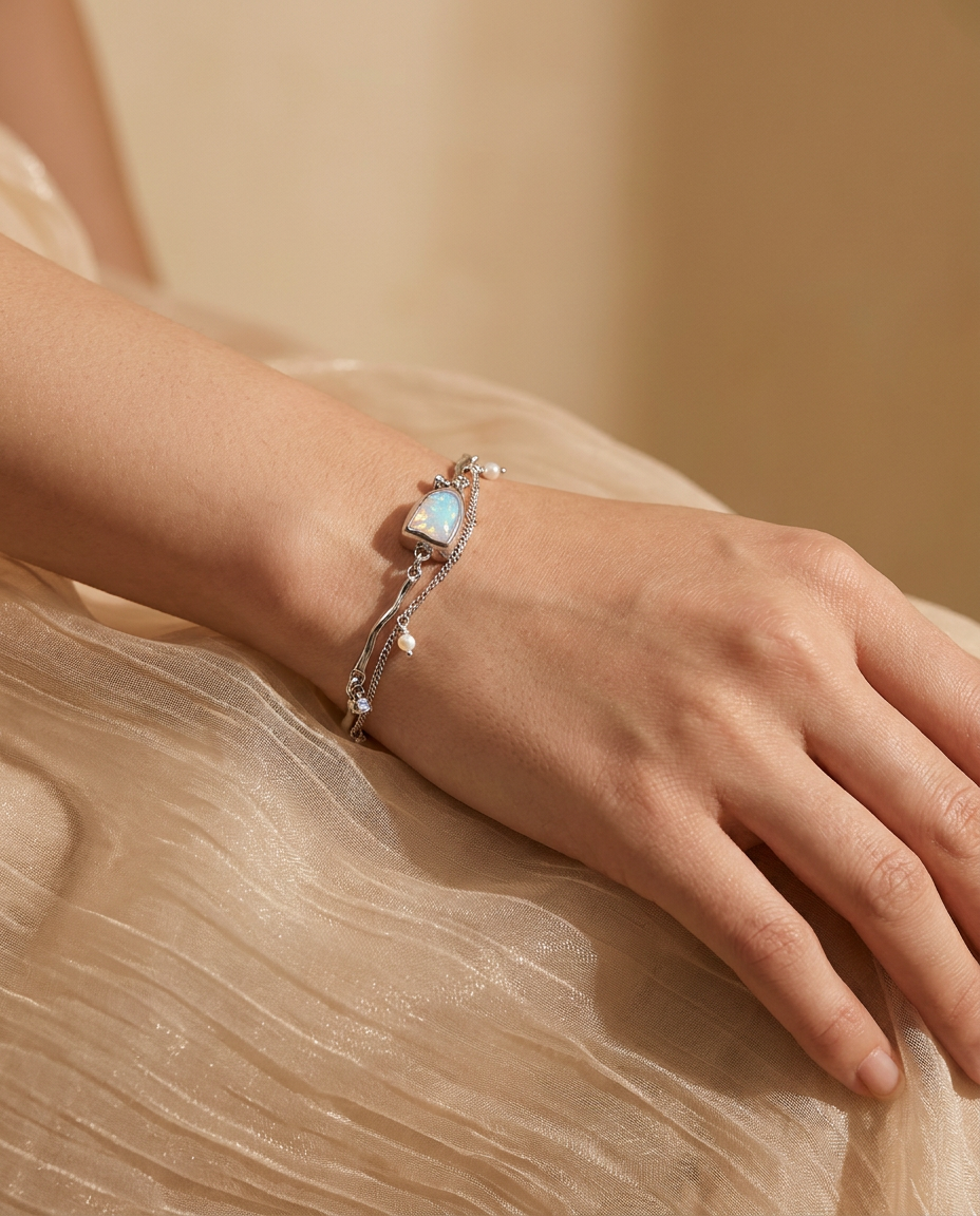 Héritage Bracelet · Moonstone & Pearl · worn