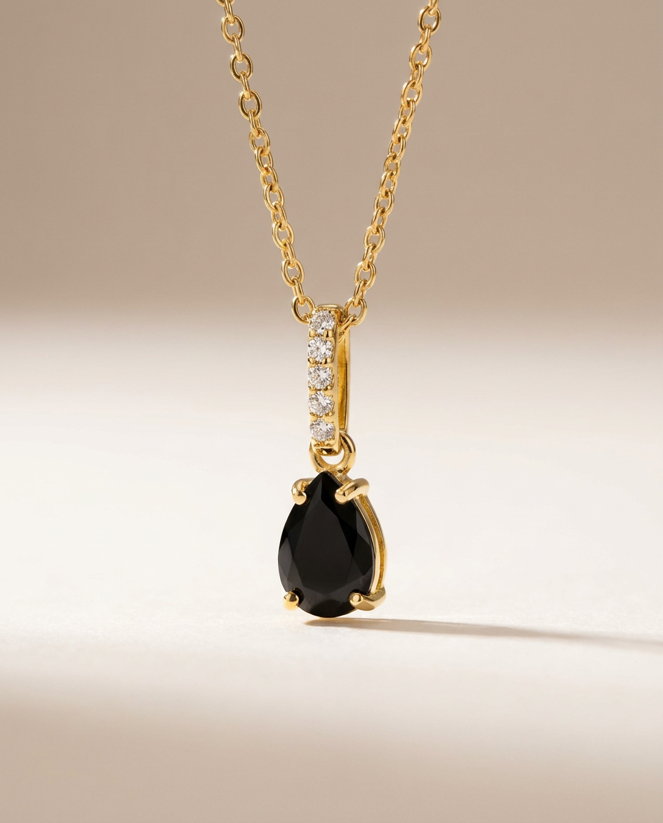 Ondine Fine Birthstone Necklace · December · Black Onyx · 18k Gold Vermeil