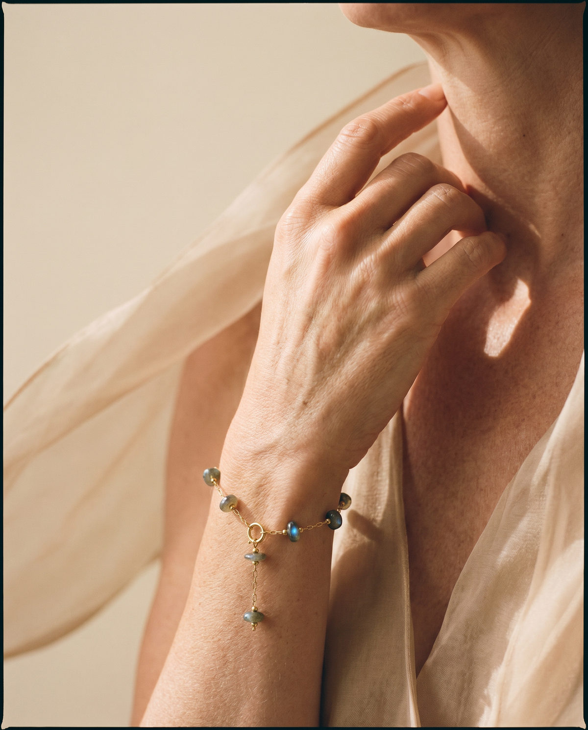 Amara Bangle Set - editorial close-up worn